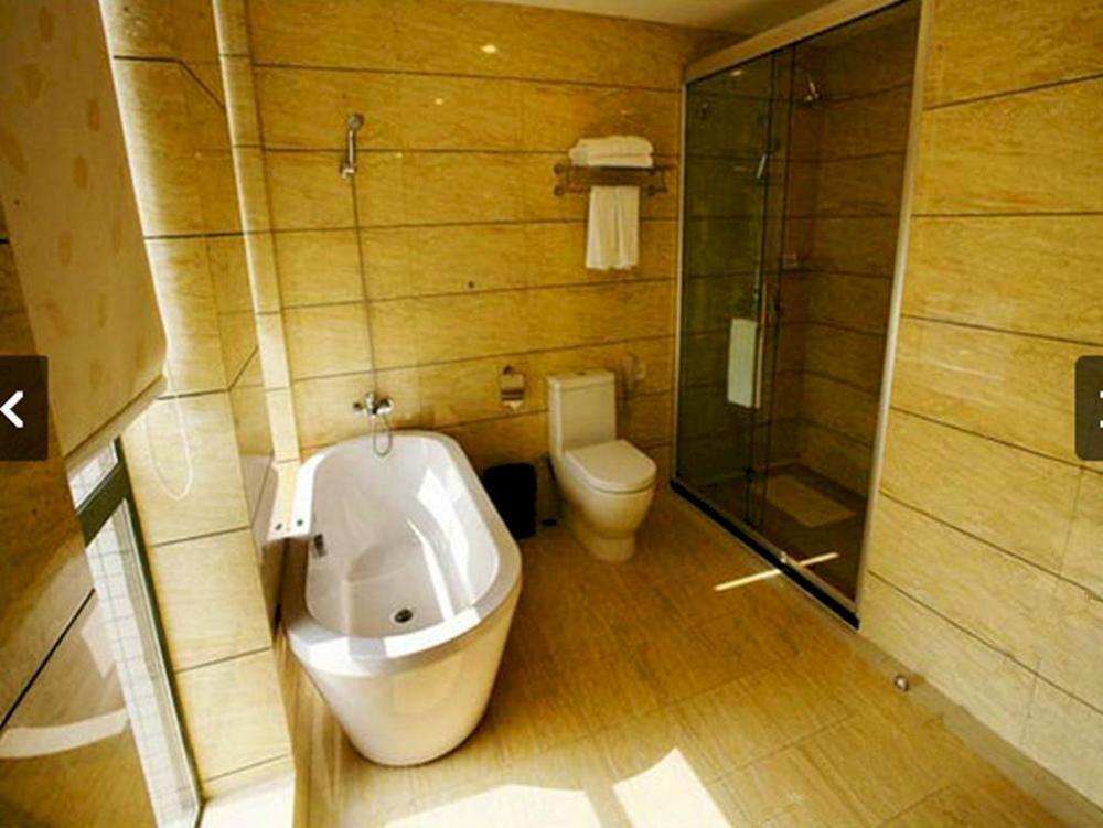 Lan Hai Hotel Гуанчжоу Екстер'єр фото